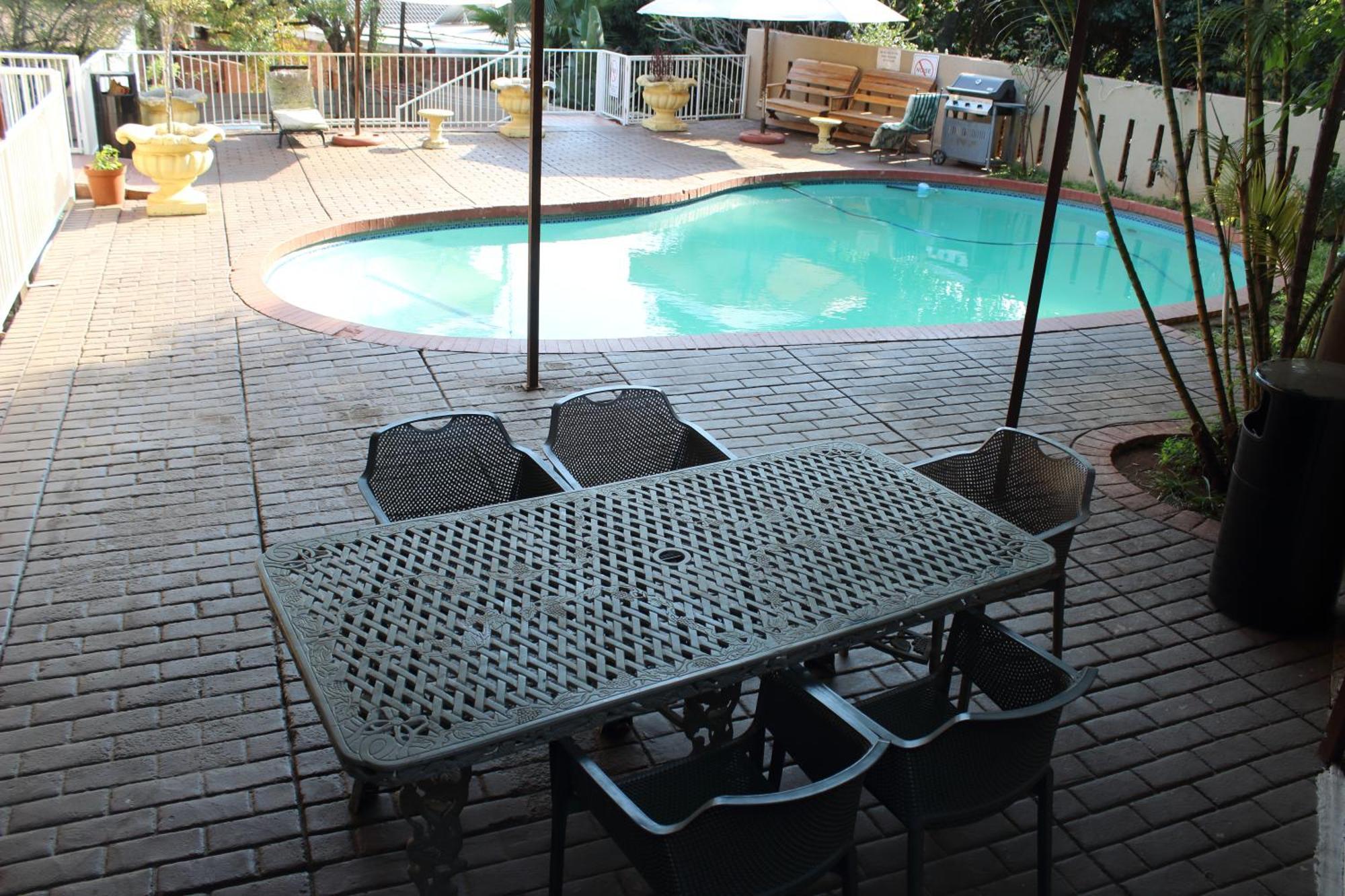 Purple Olive Guest House Pretoria-Noord Esterno foto