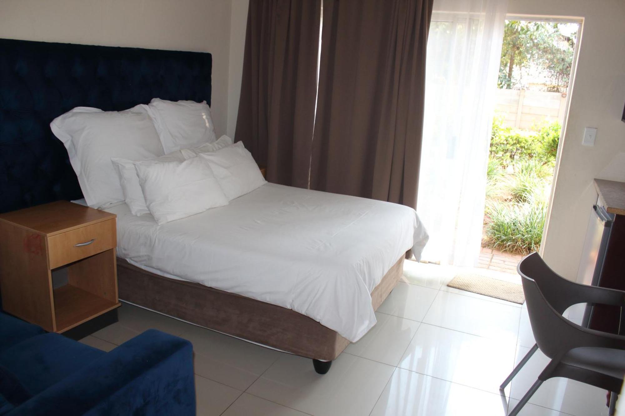 Purple Olive Guest House Pretoria-Noord Esterno foto