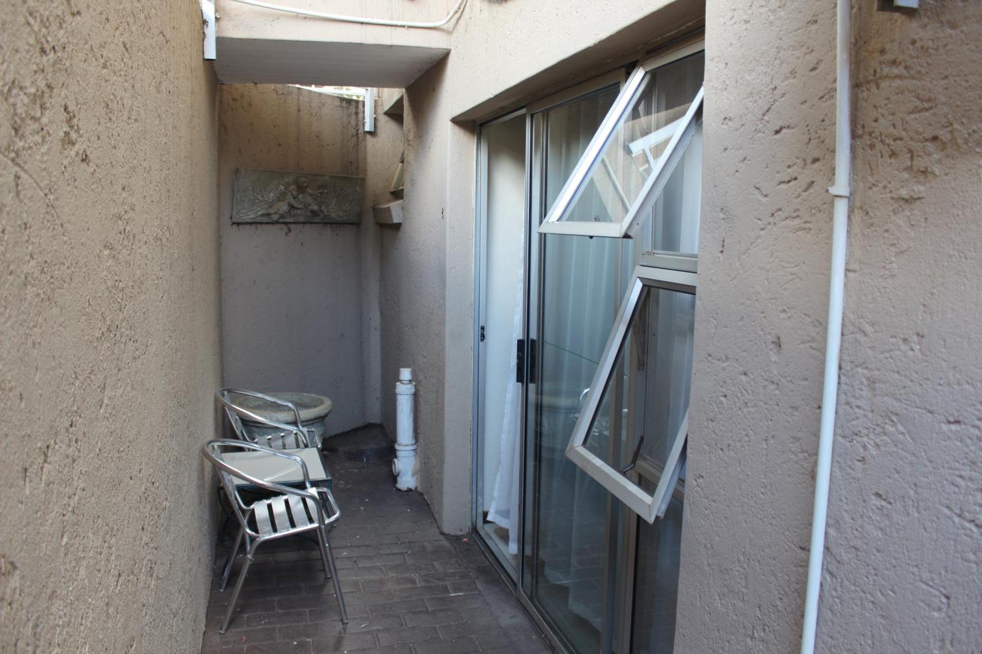 Purple Olive Guest House Pretoria-Noord Esterno foto