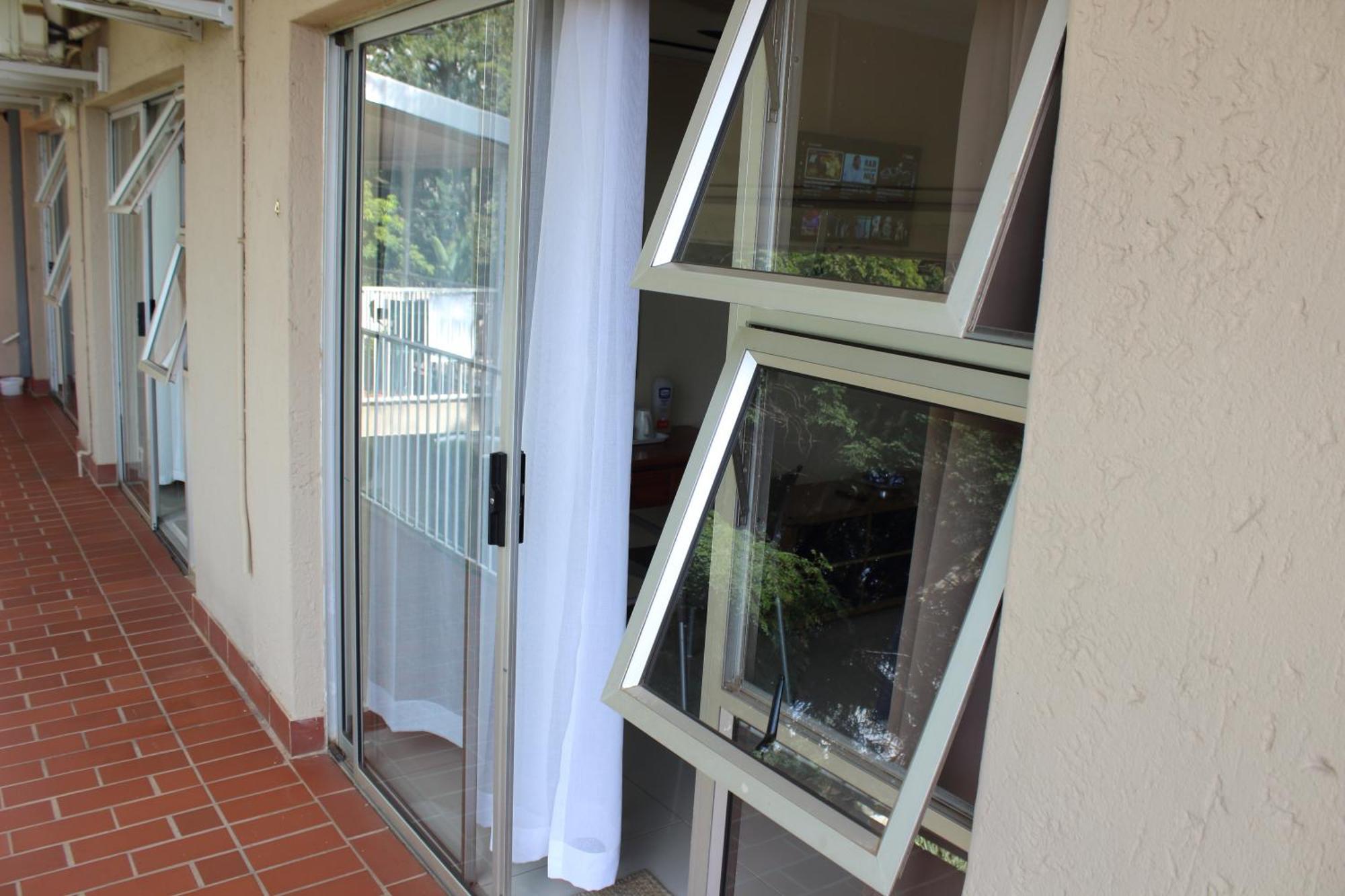 Purple Olive Guest House Pretoria-Noord Esterno foto