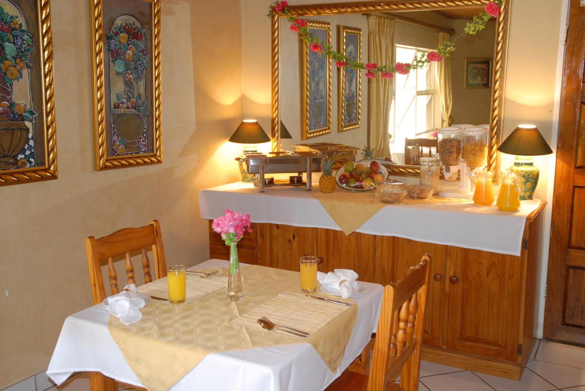 Purple Olive Guest House Pretoria-Noord Esterno foto