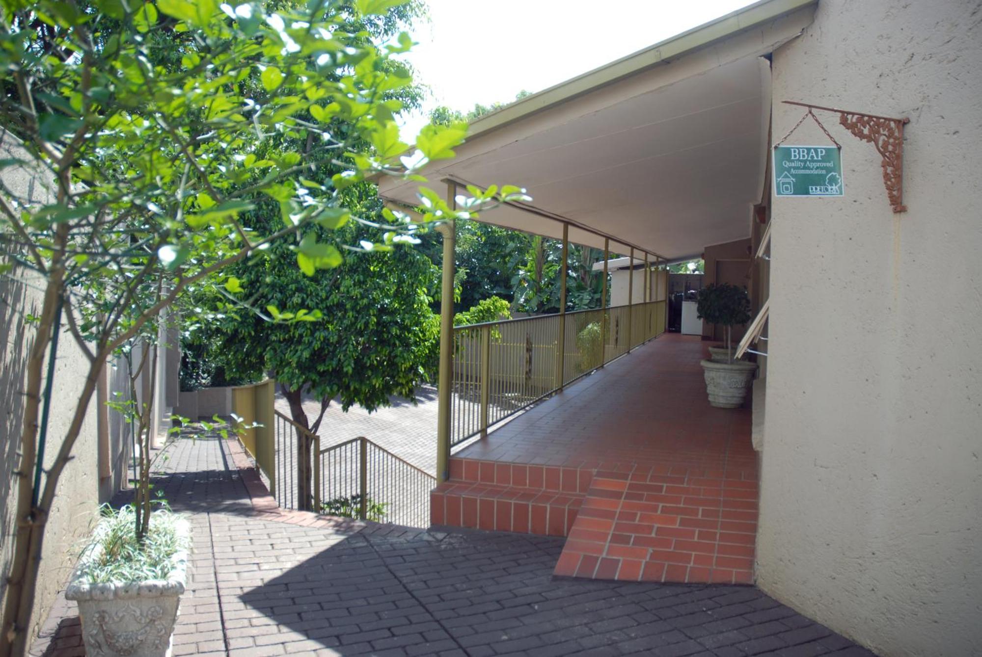 Purple Olive Guest House Pretoria-Noord Esterno foto