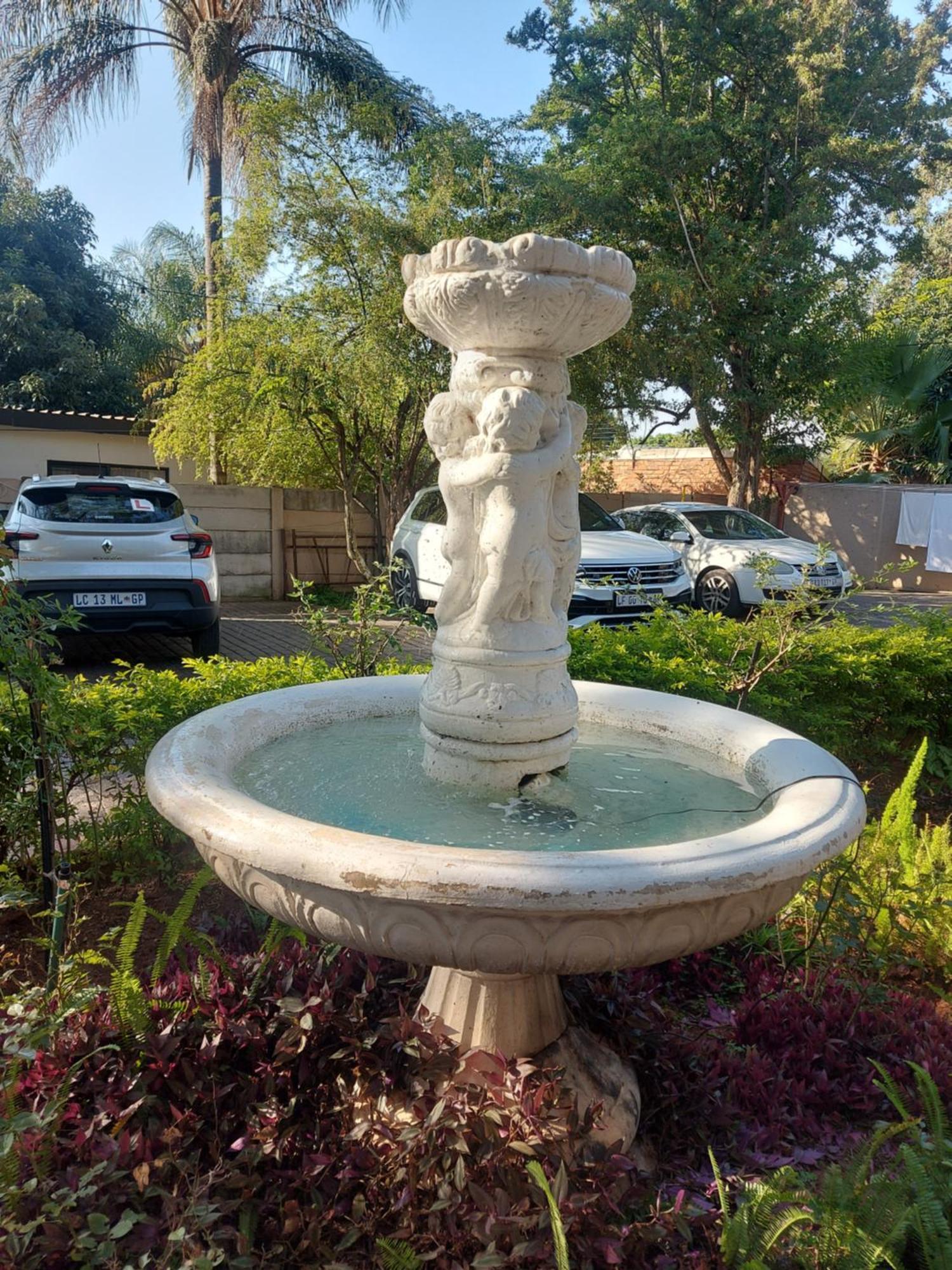 Purple Olive Guest House Pretoria-Noord Esterno foto