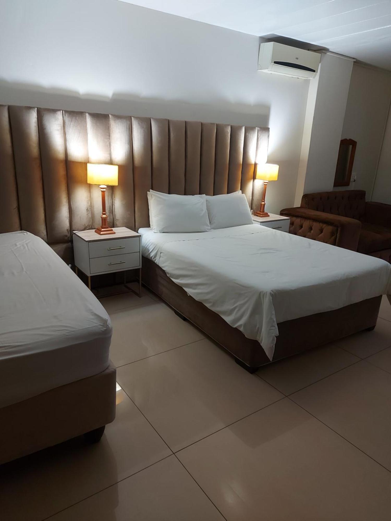 Purple Olive Guest House Pretoria-Noord Esterno foto